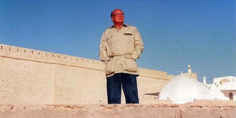 particolare della copertina con Craxi ad Hammamet